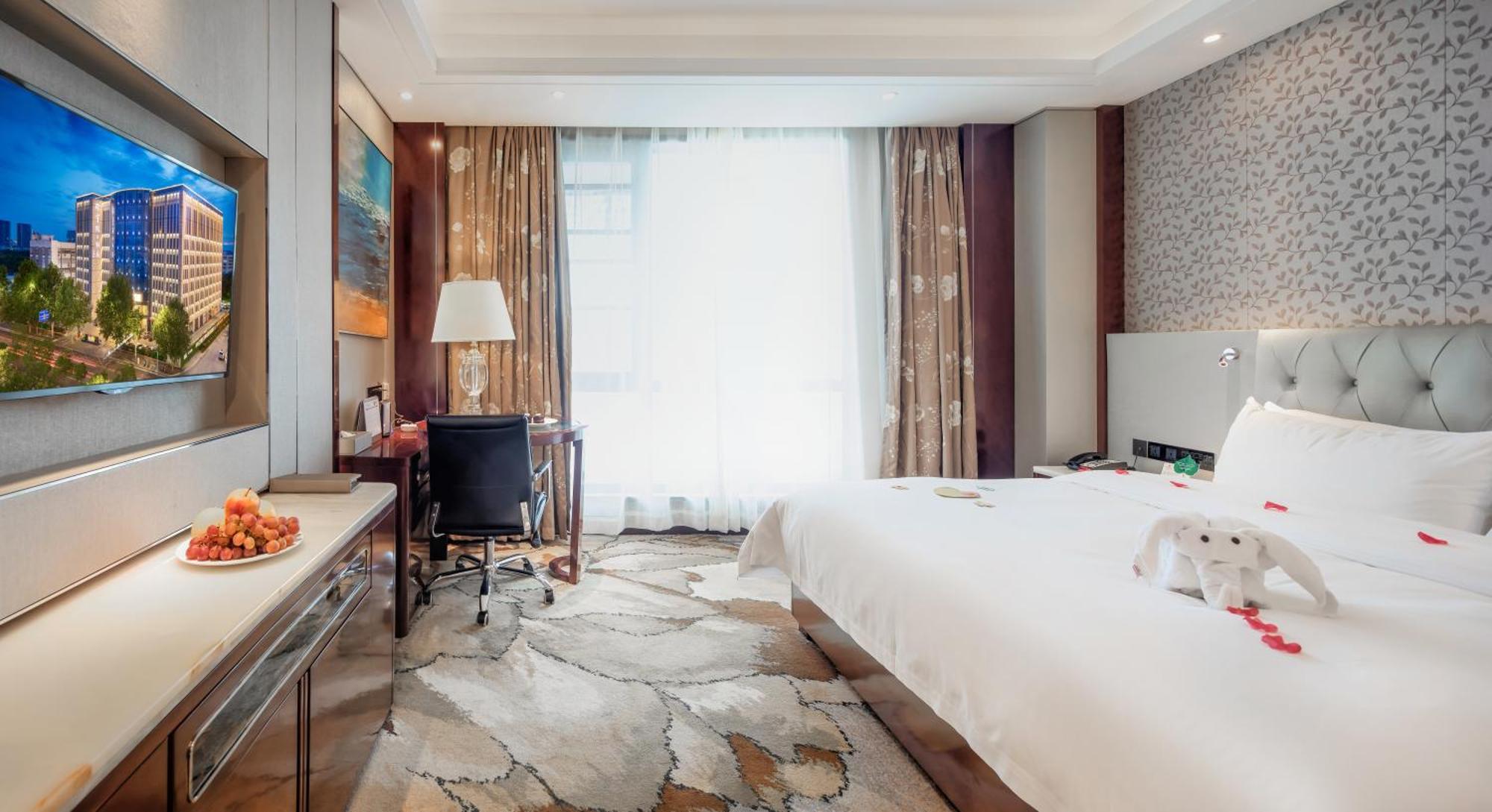 Sawadika Hotel Накхон Сауан Екстериор снимка